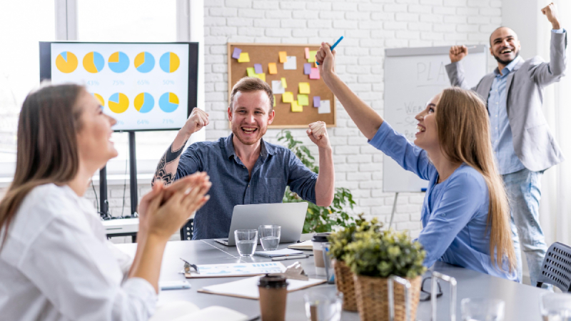 Creating a positive workplace culture through teamwork