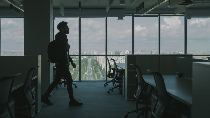 What is employee turnover in modern workplaces